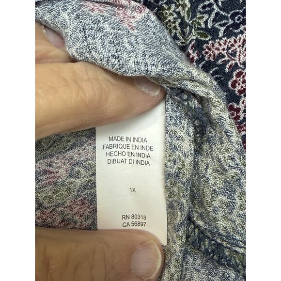 Lucky Brand Women's Top Plus Sz 1X Blue Floral Ombre' Lightweight Long Sleeves - Picture 12 of 16